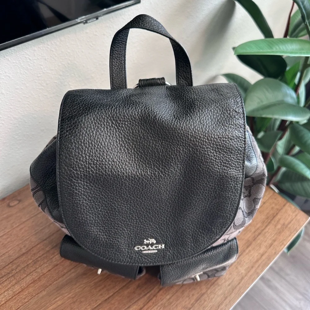 Coach Billie Backpack In Signature Jacquard - Excellent Condition! - Picture 9 of 13